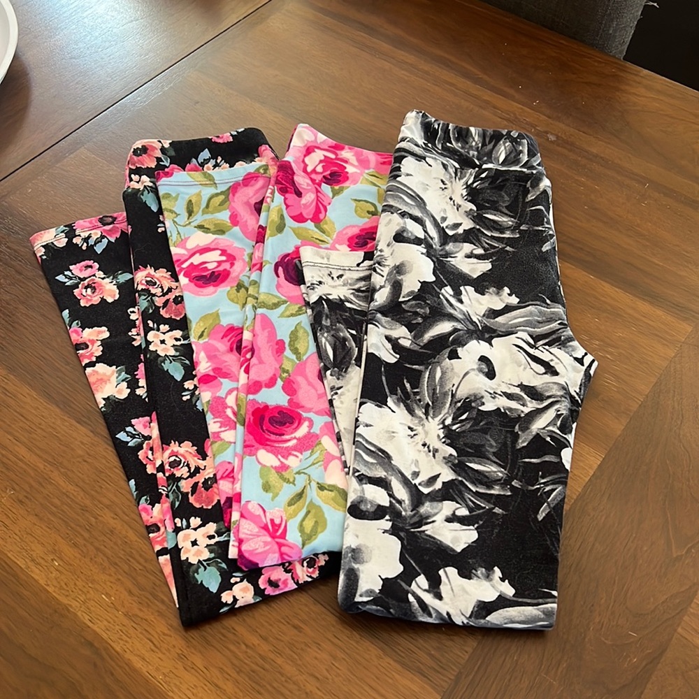 Girls Floral Lularoe leggings. Just in time for spring!